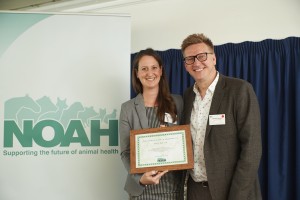 Overall NCAH top student Emily Wilton, Nimrod Veterinary Products with Jamie Brannan, NOAH Chair
